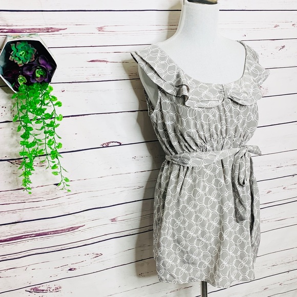 NWT Motherhood Maternity Gray & White Babydoll Top Size Small - Picture 3 of 8